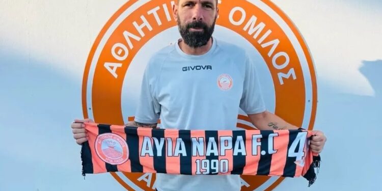 Ο Τάσος Γιαλούρης νέος προπονητής τερματοφυλάκων της Αγίας Νάπας