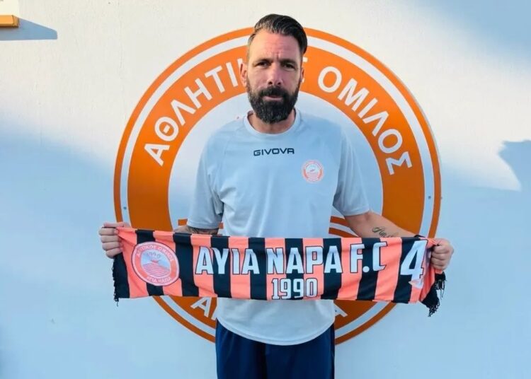 Ο Τάσος Γιαλούρης νέος προπονητής τερματοφυλάκων της Αγίας Νάπας